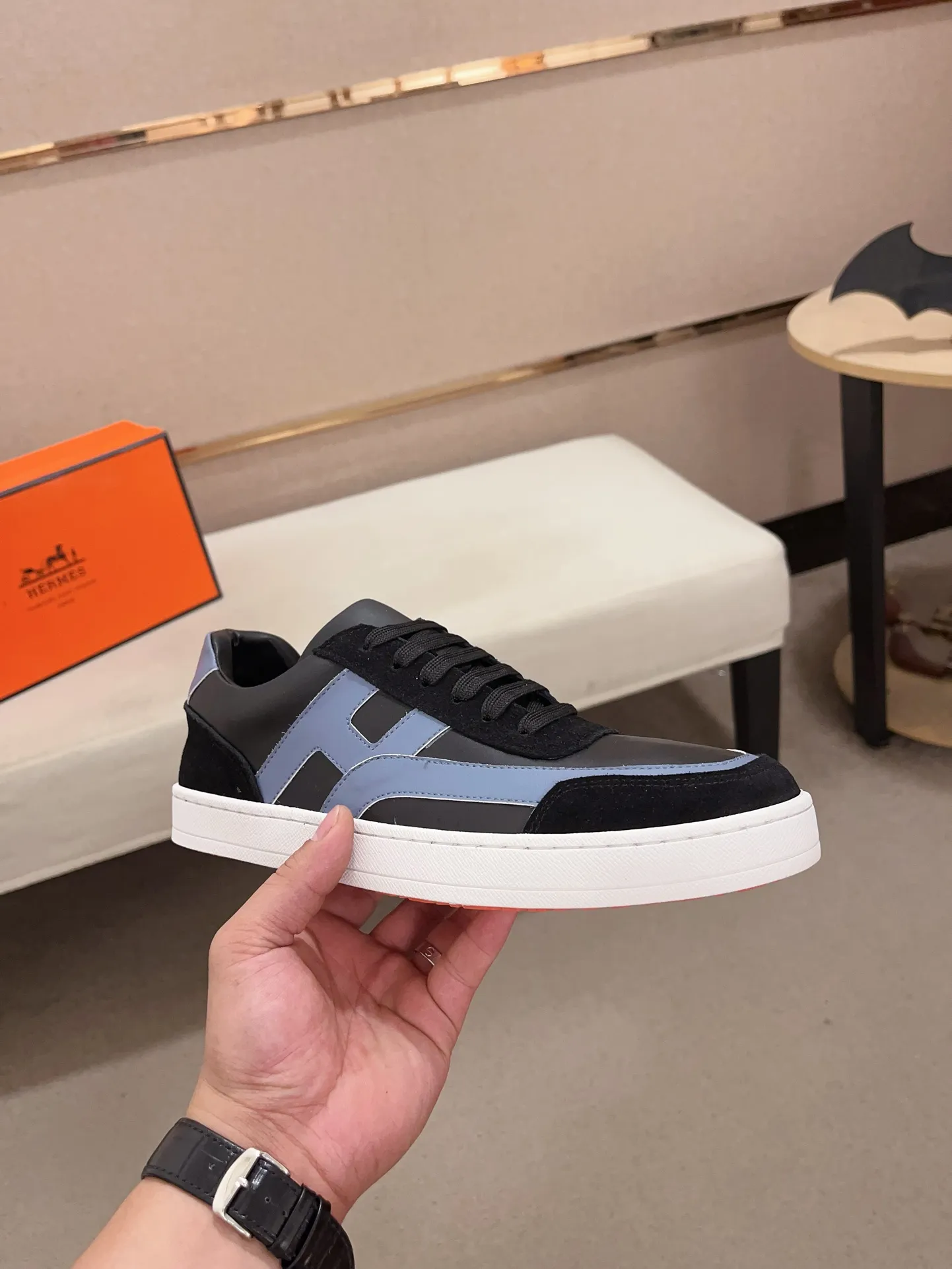 Men's clothing and shoes💰: 420💰《HERMES》【Classic Original Version】Hermès; Top 🔝 Purchasing Agency 🔍🔍Men's latest 🇺🇸 counter sales simultaneously, original ▲▲cowhide imported from Italy ▲▲Exquisite workmanship (Italian 🇮🇹Imported water-dyed 🐂cowhide lining) sole: original sole provided by the original factory, ⚠️exclusive double-layer activity·TPR·rubber·combined molded outsole; Code number: 38-44 (45/46 can be customized, non-refundable)